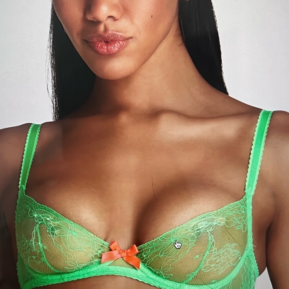 Agent provocateur bra and thong, giving thong for free lBrand new with box